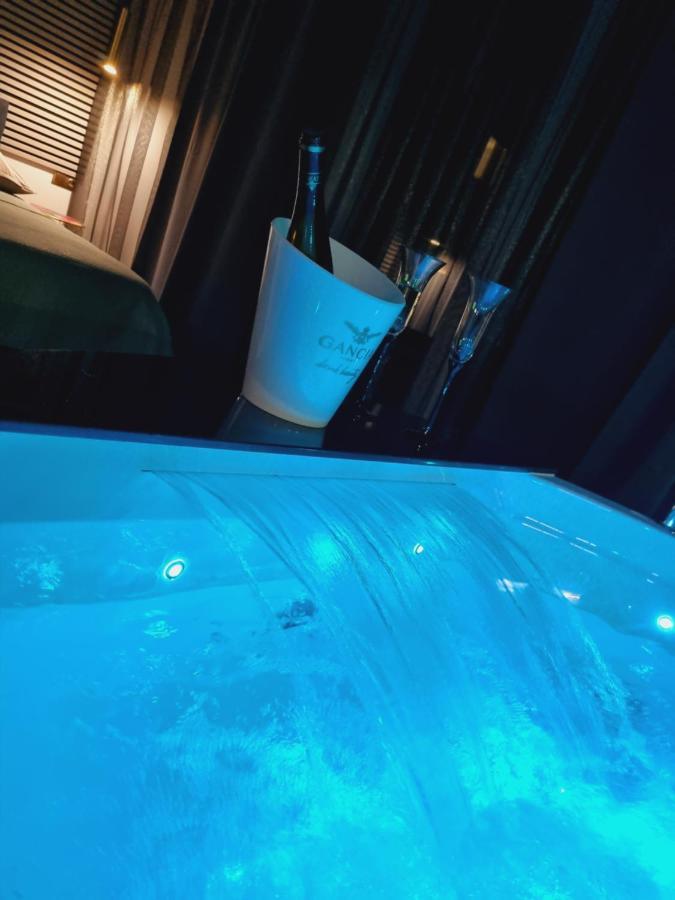 Apartament Jacuzzi Красков Екстериор снимка