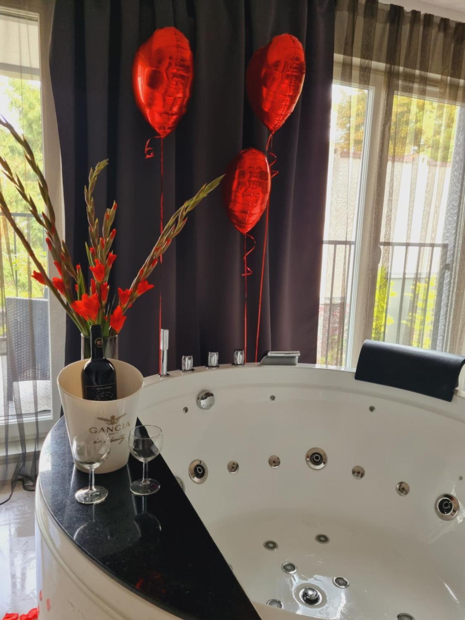 Apartament Jacuzzi Красков Екстериор снимка